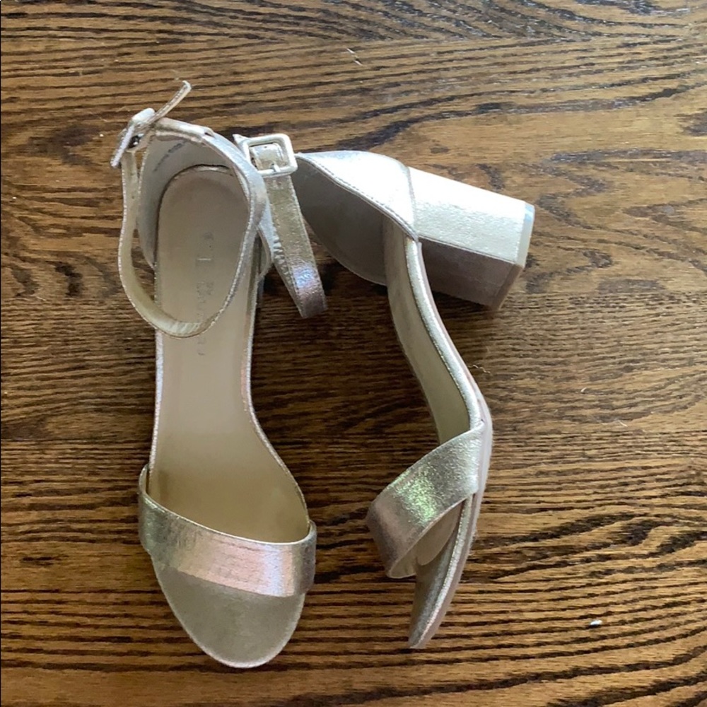 CL by Laundry metallic block heels size 8